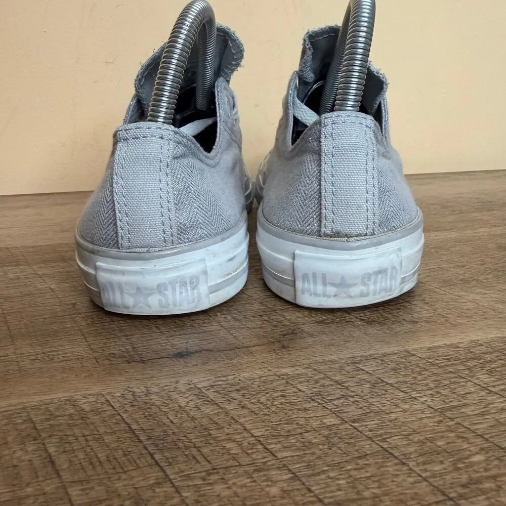 Converse classic low